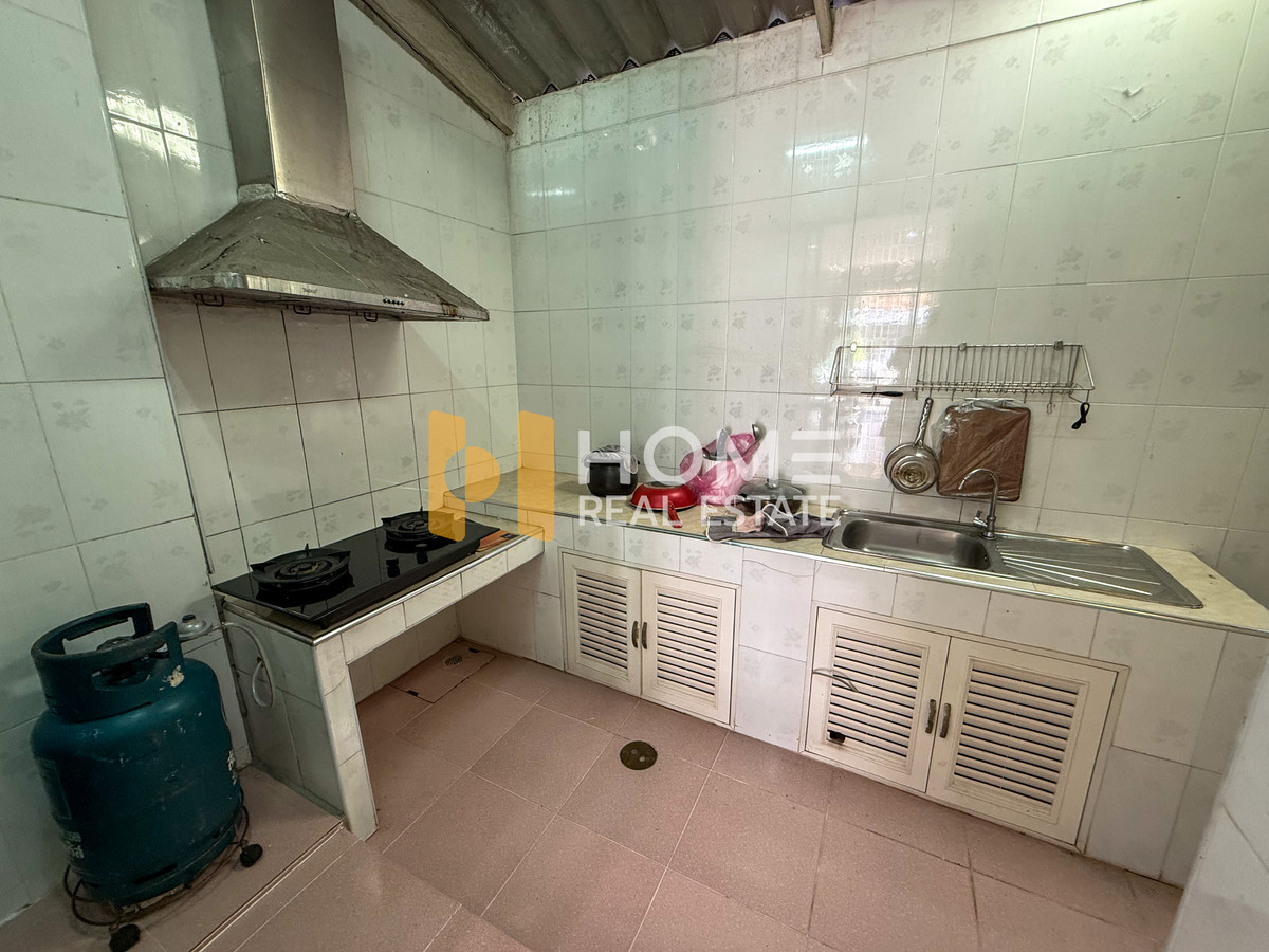 For RentTownhomePattanakan, Srinakarin : Baan Klang Muang S Saint Srinakarin / 4 bedrooms (for rent), Baan Klang Muang S - Sense Srinakarin / 4 Bedrooms (FOR RENT) GNG046