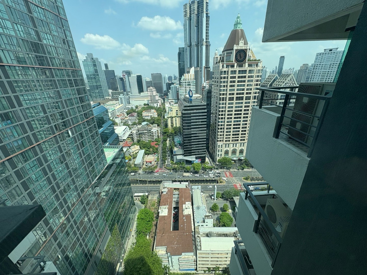 ขายคอนโดสาทร นราธิวาส : 🔥Sell 3BR 4BR+ 1Maid🔥Floor33🔥223sqm🔥29M🔥