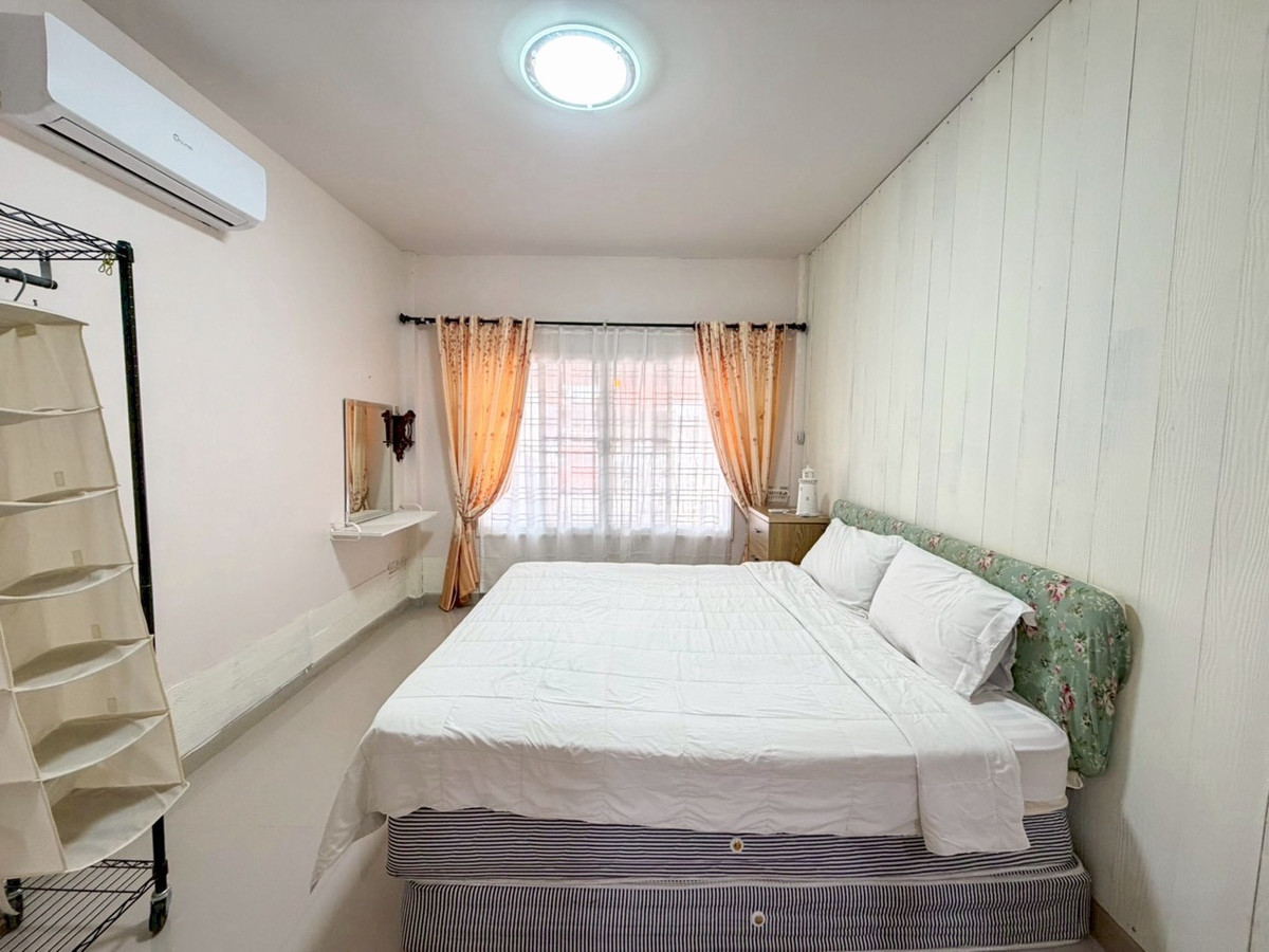 For SaleHouseHuahin, Prachuap Khiri Khan, Pran Buri : House for sale in Bo Fai, Hua Hin, with tenants, having immediate income.