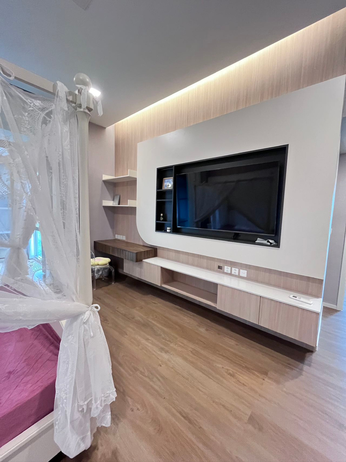 ให้เช่าบ้านพัฒนาการ ศรีนครินทร์ : ᚱ ให้เช่า 🔥ต่อรองได้ ปล่อยเช่าด่วน ✅4 ห้องนอน 324 ตร.ม. บ้านเดี่ยว Vive Rama 9 ใกล้โรงเรียนนานาชาติ Wellington และโรงพยาบาลสมิติเวช