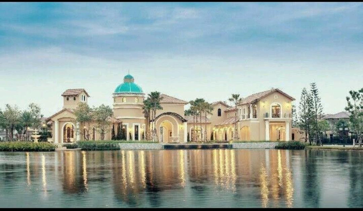 บ้านบางนา แบริ่ง ลาซาล : คฤหาสน์หรู 5 ห้องนอน นันทวัน บางนา กม.7 Tel: 083-966-3665