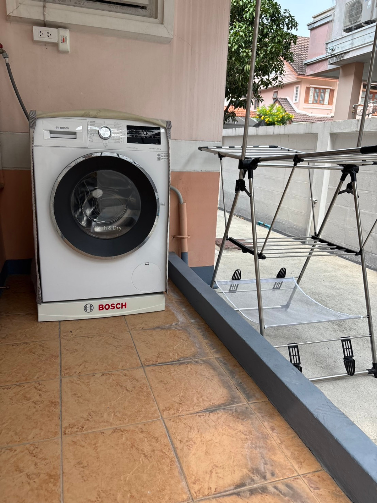 ให้เช่าบ้านมีนบุรี-ร่มเกล้า : บ้านเดี่ยวให้เช่าพร้อมเข้าอยู่ Parkway Chalet รามคำแหง 190