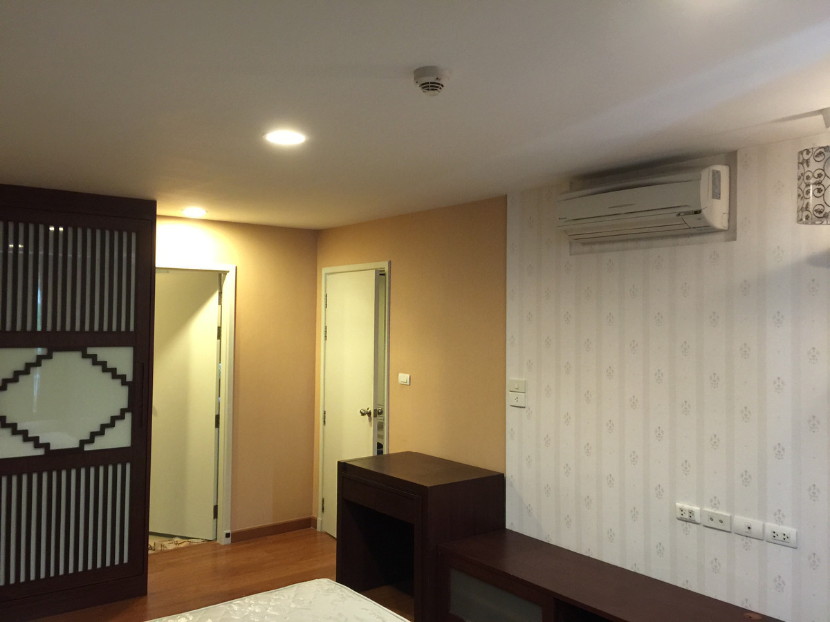 For RentCondoAri,Anusaowaree : For rent, centric scene aree 2, can't find it! 1 bedroom, 48 sq m., large room in Ari area, beautiful layout, price only 21,000.