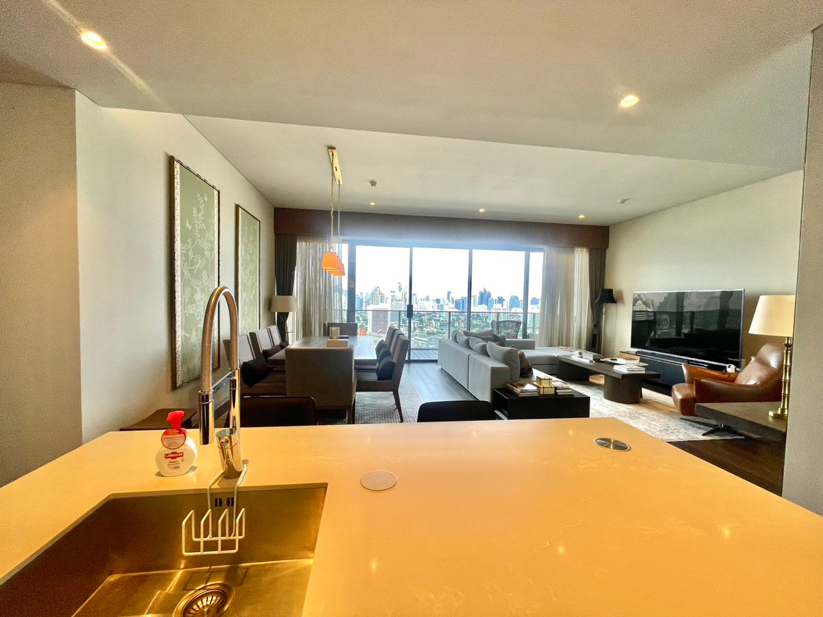 For RentCondoSukhumvit, Asoke, Thonglor : Condo for rent Tela Thonglor 3 bedrooms 3 bathrooms Rare unit Super luxury Best price! Ready to move in!!