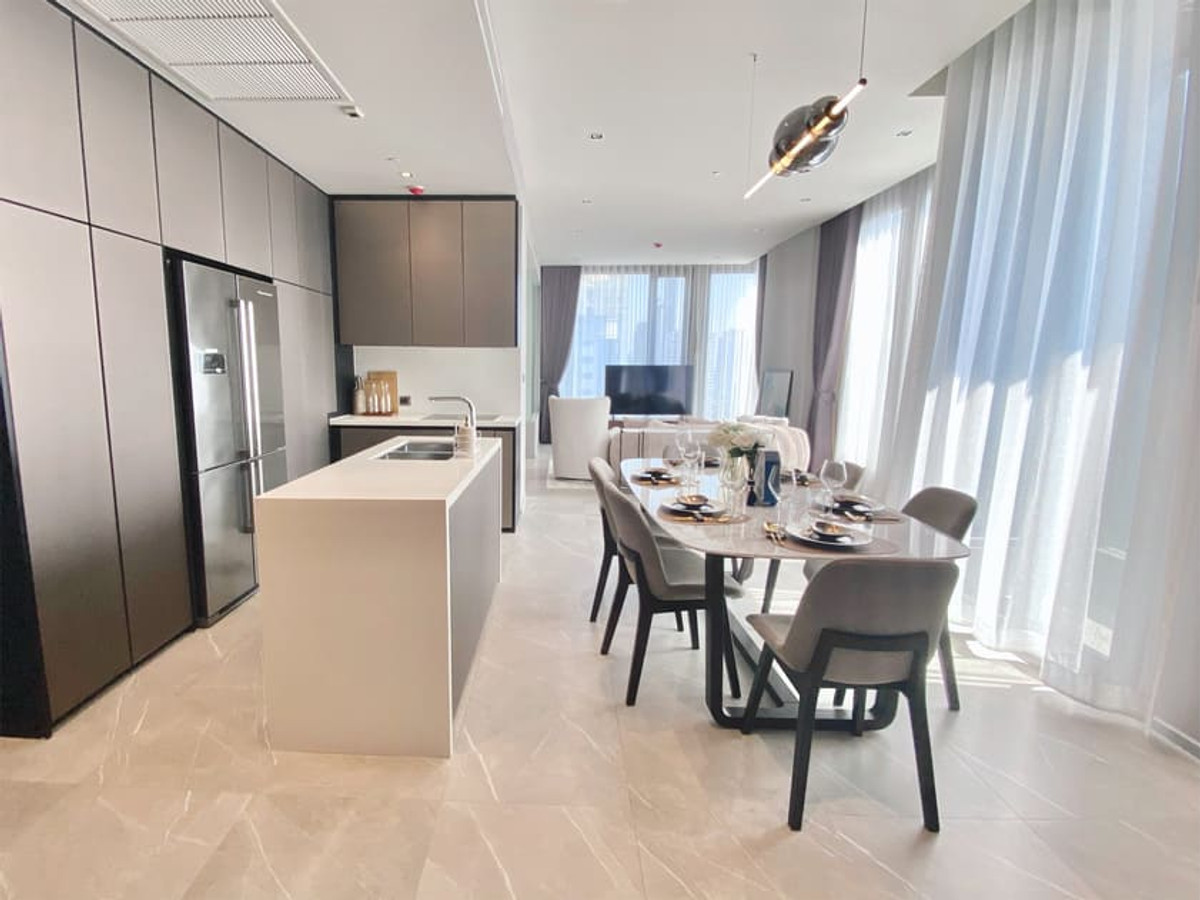 For RentCondoSukhumvit, Asoke, Thonglor : 🔥🔥 FOR RENT 🔥🔥🔥 Hyde Heritage Thonglor, (3 Bedrooms, 3 Bathrooms, 130 SQM) Ready to move in !! 🚝 Near BTS Thonglor