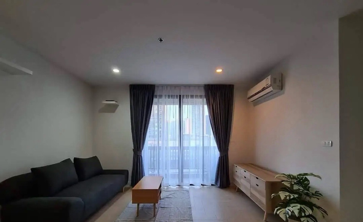 For RentCondoOnnut, Udomsuk : 🏢 Vista Garden Condominium, spacious room, nice to live in.