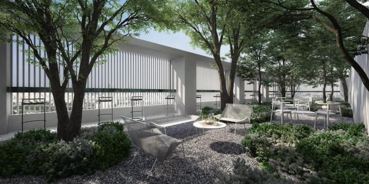 For RentCondoAri,Anusaowaree : 🩷 Noble Around Ari line @900cqqhk 
Room size 27 sq m., high floor 33 
2 in 1 function L-shaped sofa that can be adjusted freely. Complete with a multi-purpose foldable bed and a table that can be adjusted as desired.
✅ Fully furnished as shown in picture,