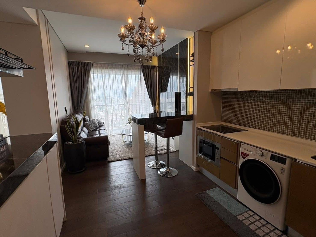 ให้เช่าคอนโดลาดพร้าว เซ็นทรัลลาดพร้าว :  💥 FOR RENT   :  The Saint Residences  Condo   💥  