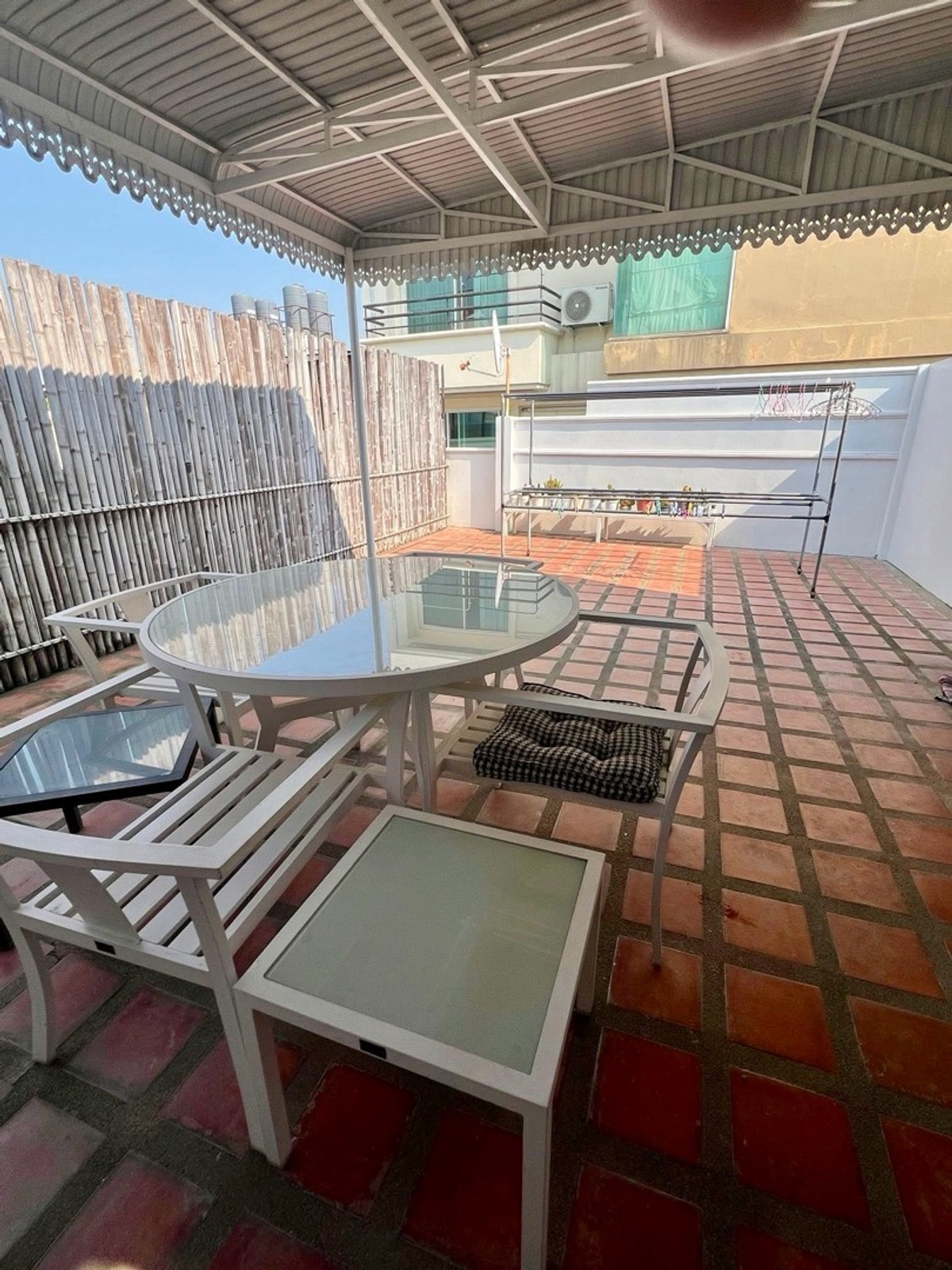 ทาวน์โฮมอ่อนนุช อุดมสุข : ทาวน์โฮม  4 ชั้น สุขุมวิท 71 ใกล้ BTS พระโขนง และโรงเรียนนานาชาติ เหมาะอยู่อาศัยและปล่อยเช่า