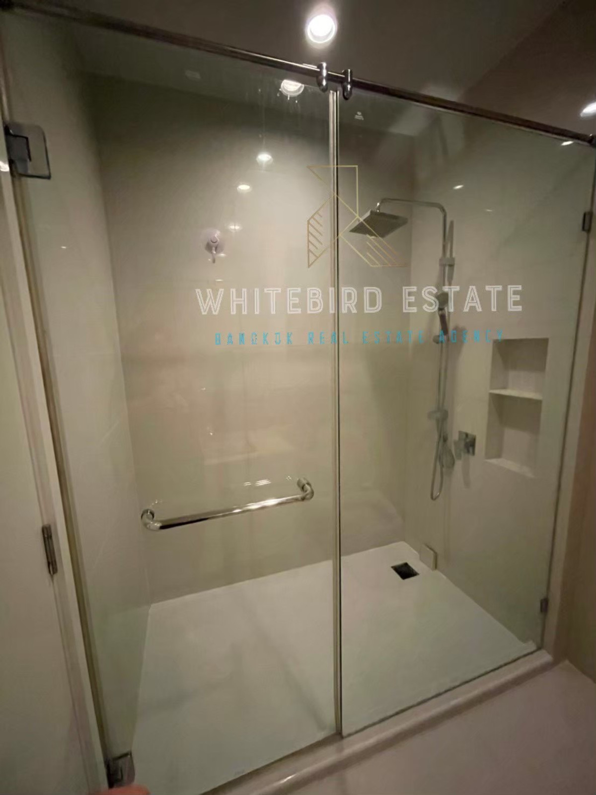 ให้เช่าคอนโดลาดพร้าว เซ็นทรัลลาดพร้าว :  💥 FOR RENT   :  M Ladprao  Condo   💥   Only  Small Dog  Allowed  💥   