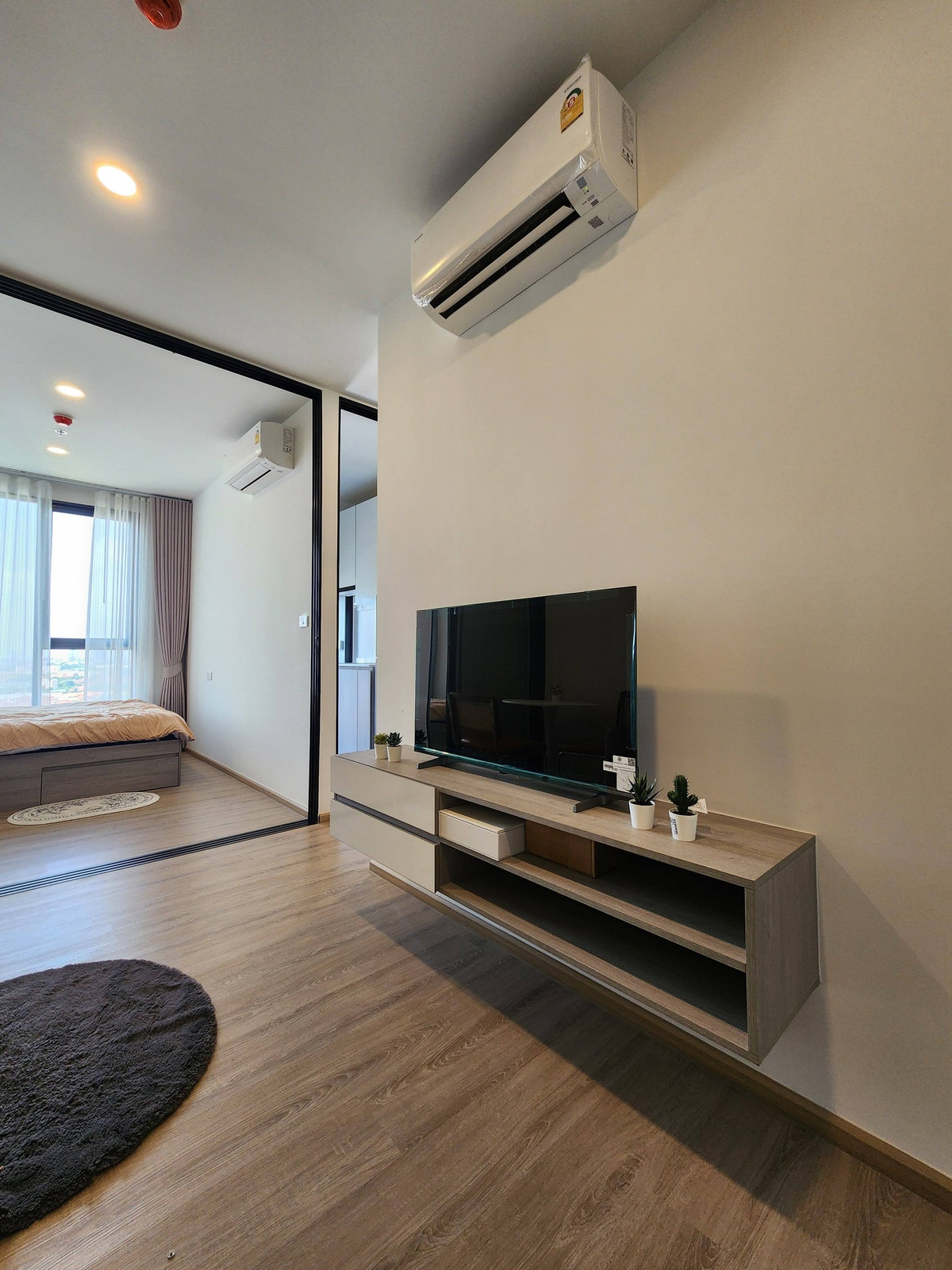 For RentCondoRattanathibet, Sanambinna : ⭐️ Origin Plug & Play Nonthaburi Station ⭐️ 1 Bedroom 27 sq m. Beautiful room with complete electrical appliances, ready to move.