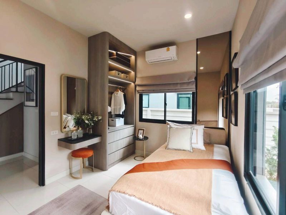 For SaleRama5, Ratchapruek, Bangkruai : 2-story detached/detached house for sale, Britannia Ratchaphruek-Kanchanaphisek project, usable area 145 - 190 square meters, 3-4 bedrooms, Soi Wat Tha Kwian. Khlong Phra Udom Subdistrict Lat Lum Kaeo District Pathum Thani Province