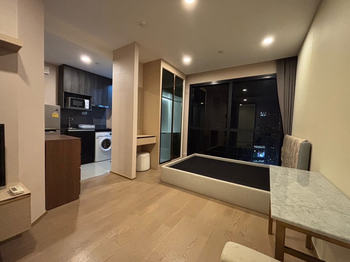 ให้เช่าคอนโดสยาม จุฬา สามย่าน : Ashton Chula-Silom – Beautiful Room, Ready to Move In!  Studio 24sq.m. 22k/m
📞Phat 064-642-8664
