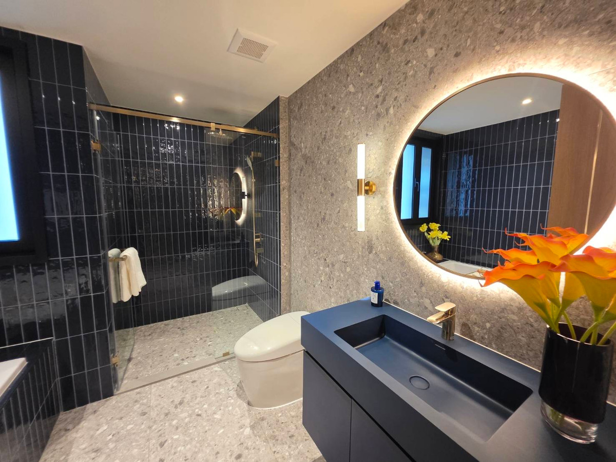 For SaleCondoSukhumvit, Asoke, Thonglor : Via 34 (Sukhumvit 34): 2bed 2bath 125.13sqm. from 34 million Am: 0656199198