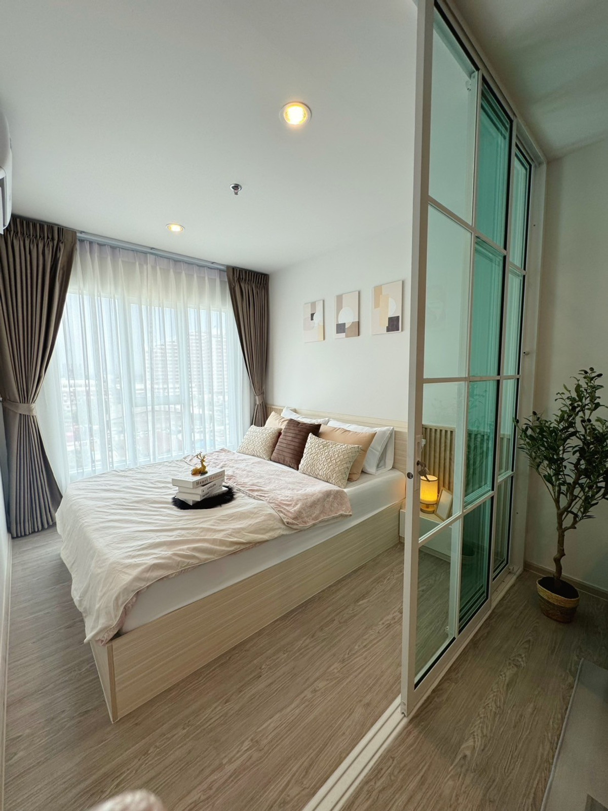 For RentCondoBangna, Bearing, Lasalle : 💥ST-7587💥Regent home bangna👉Line : @seecondo