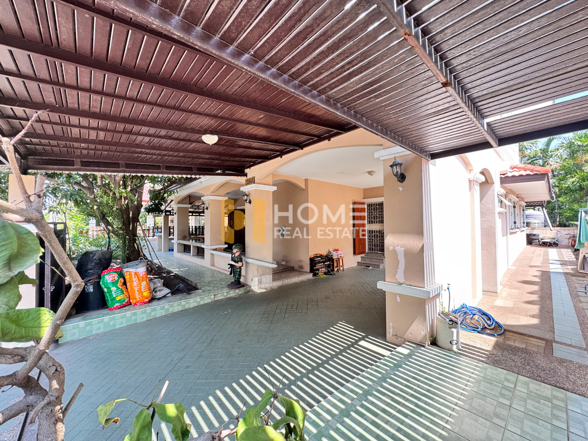 For SaleHousePattaya, Bangsaen, Chonburi : Detached House Amporn Place Sriracha / 5 Bedrooms (For Sale), Detached House Amporn Place Sriracha / 5 Bedrooms (FOR SALE) YEAN155