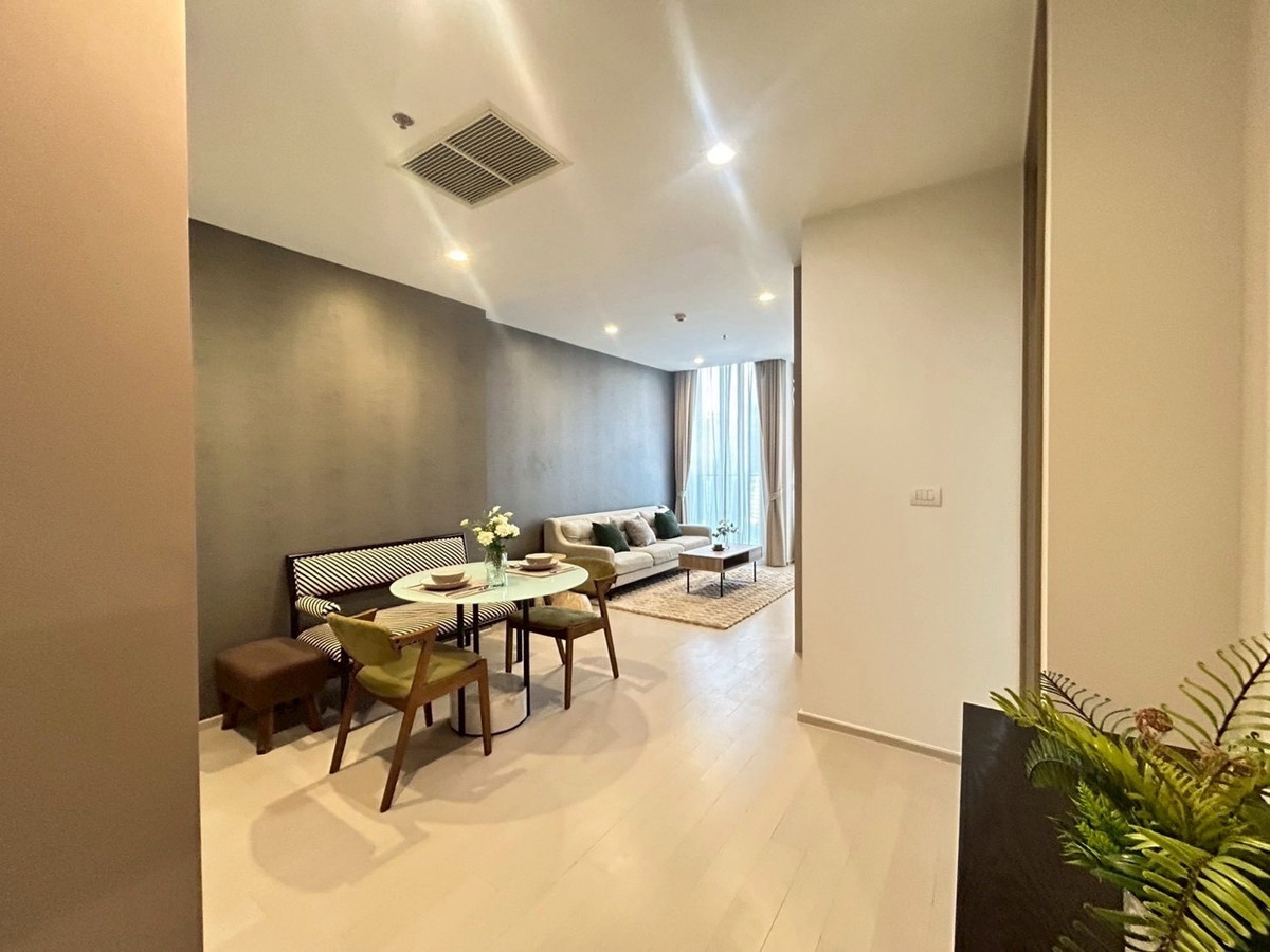 ให้เช่าคอนโดวิทยุ ชิดลม หลังสวน : Noble เพลินจิต **ให้เช่า** 1 นอน วิวสวยไม่ทีตึกบัง ตกแต่งครบชุด พร้อมเข้าอยู่ ค่าเช่า 50,000 บาท/เดือน