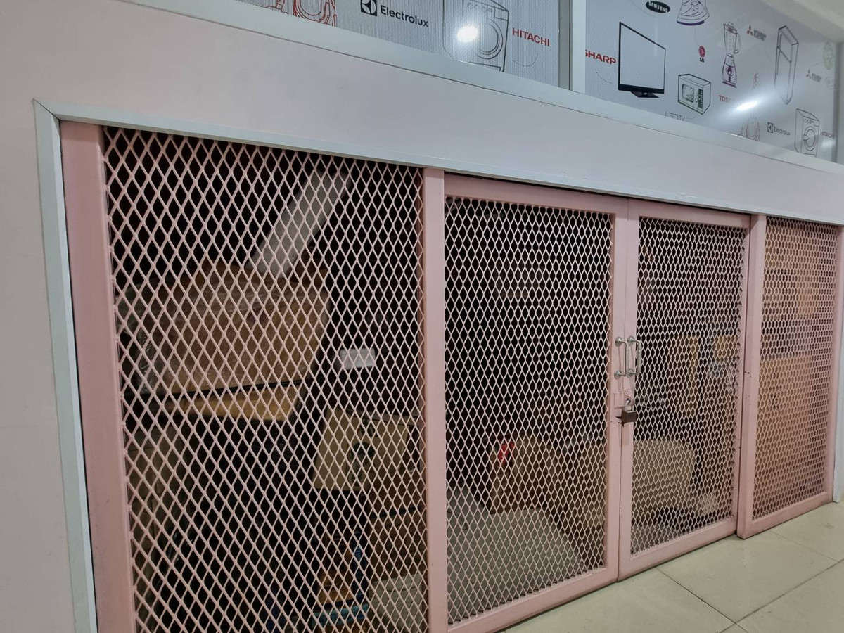 ขายอาคารพาณิชย์นนทบุรี บางใหญ่ บางบัวทอง : อาคารพาณิชย์ ซอยวัดลาดปลาดุก / 4 ห้องนอน (ขาย), Commercial Building Soi Wat Lat Pla Duk / 4 Bedrooms (FOR SALE) AOM097