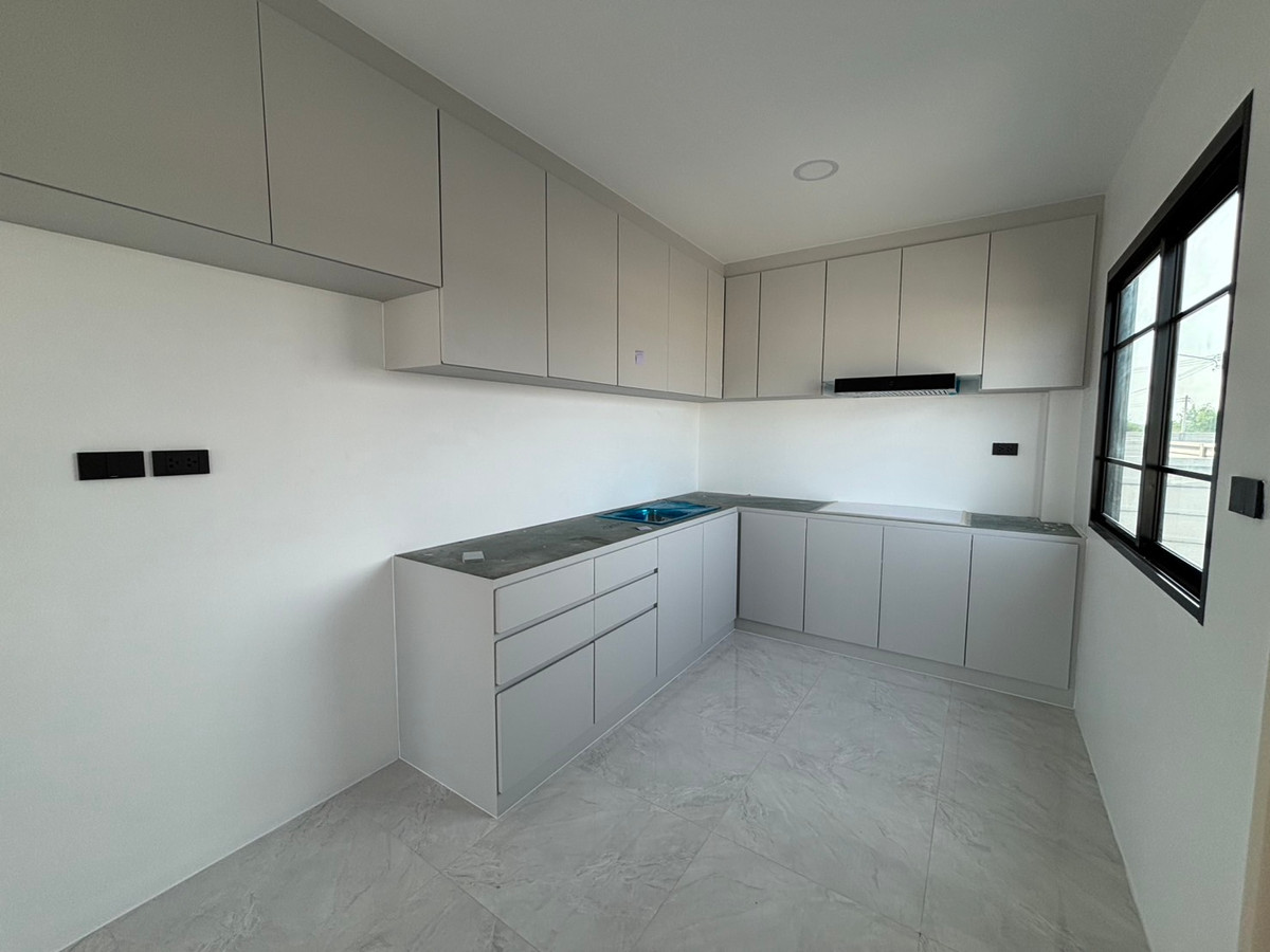 ขายบ้านพัทยา บางแสน ชลบุรี สัตหีบ : หลุดจอง‼️บ้านเดี่ยวหลังใหญ่ใกล้อมตะนครชลบุรี