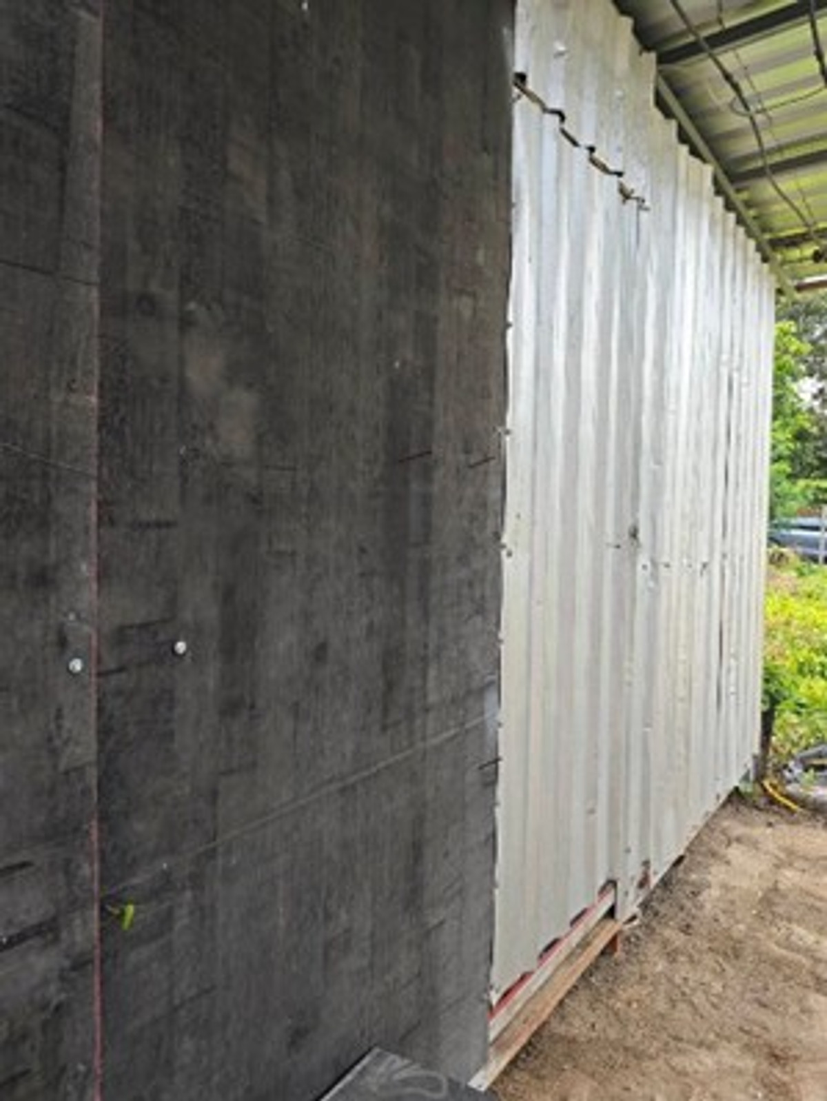 ให้เช่าที่ดินนนทบุรี บางใหญ่ บางบัวทอง : ให้เช่าที่ดิน พร้อมที่พักคนงาน เนื้อที่ 150 ตรว ซอยไทรม้า  รัตนาธิเบศร์ ราชพฤกษ์