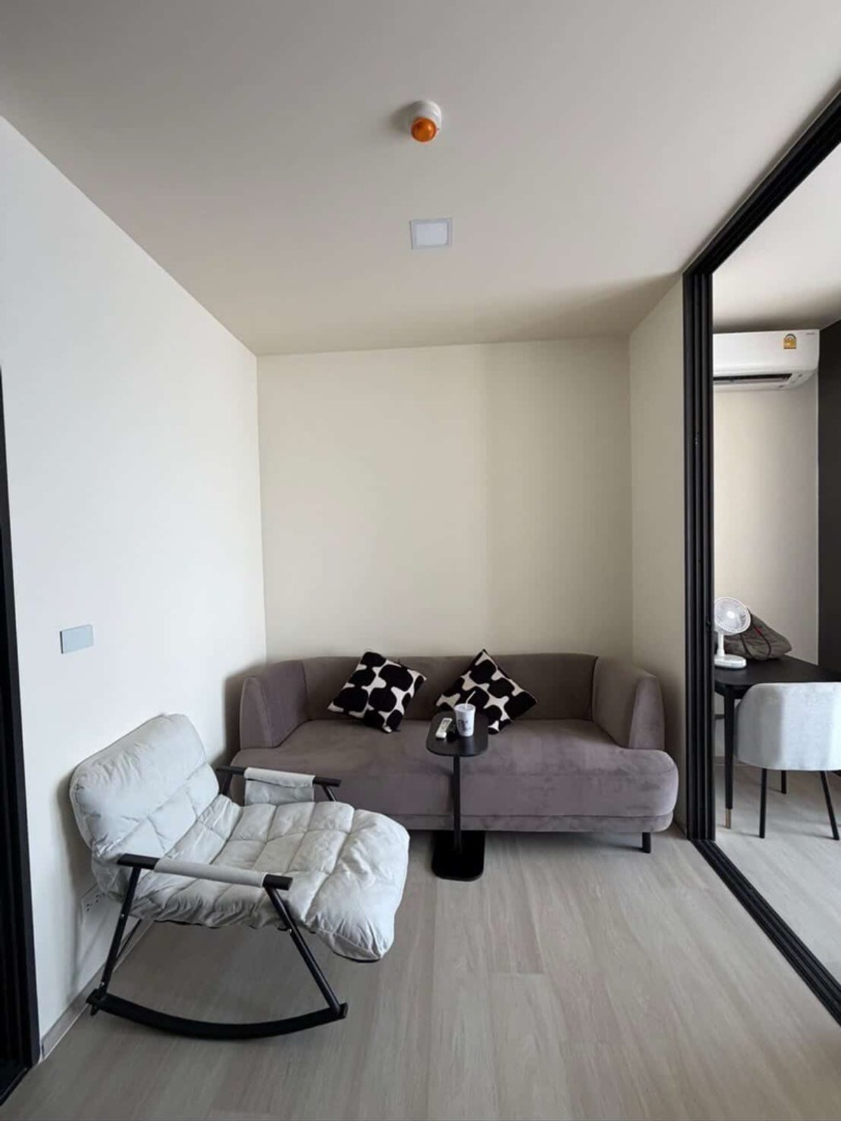 ให้เช่าคอนโด : ให้เช่าคอนโดเดอะ ไพรเวซี่ จตุจักร the privacy 