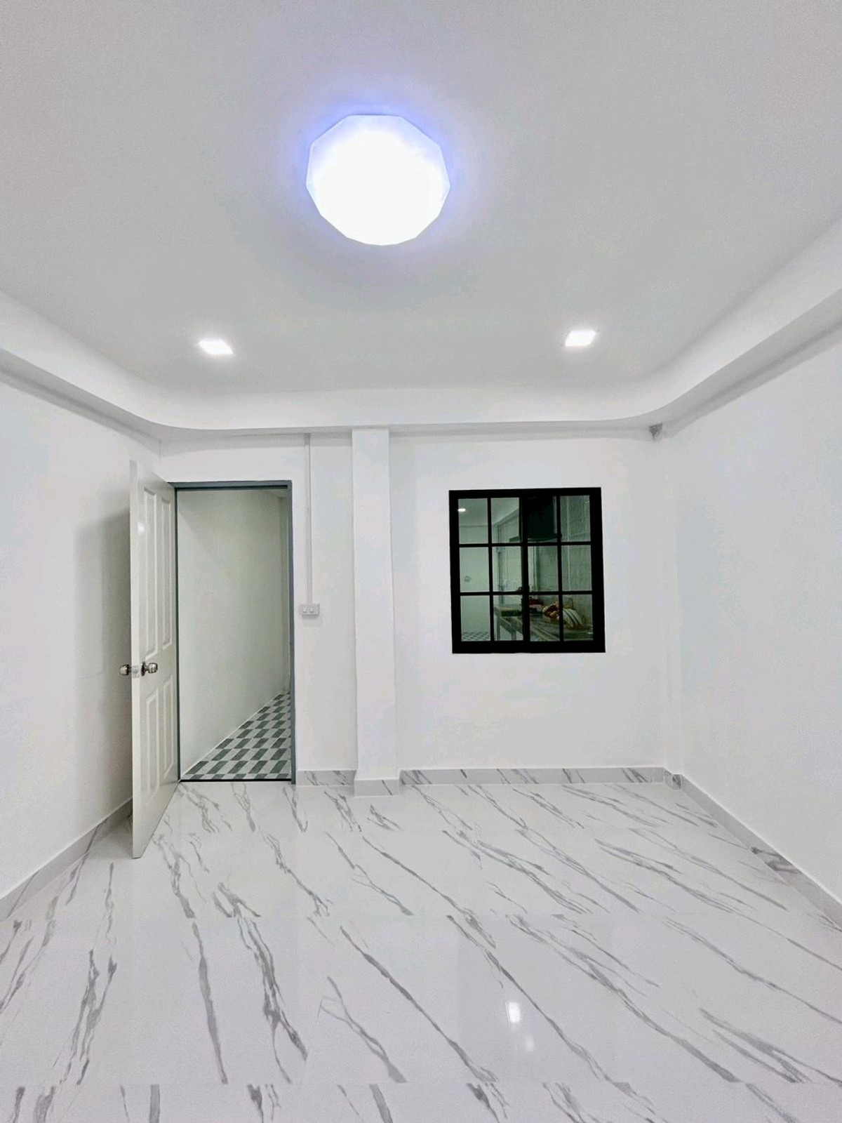 For SaleHouseNawamin, Ramindra : 2-storey detached house, beautifully decorated, ready to move in, location next to the road along Khlong Song. 
Price only 4,990,000 baht