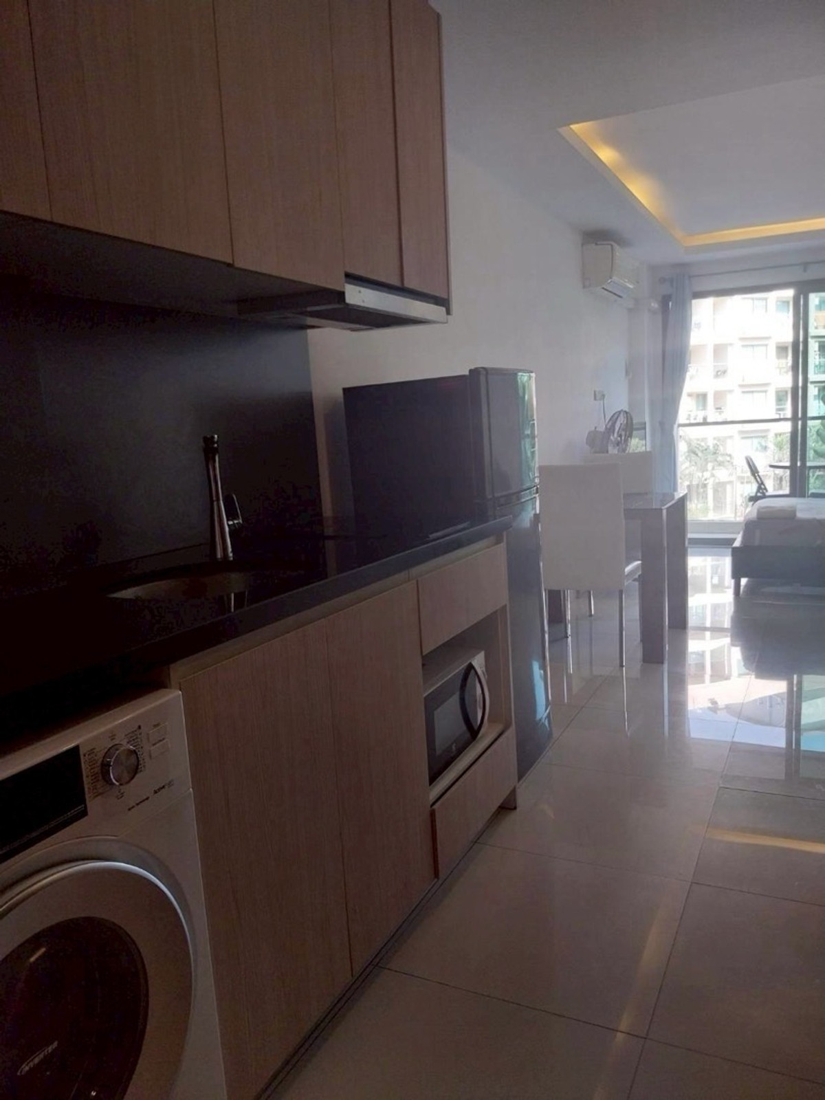 For SaleCondoPattaya, Bangsaen, Chonburi : Condo for sale Pattaya Jomtien Laguna Beach Resort 3 Maldives Laguna Beach Resort 3 MaldivesStudio room, 1 bathroom Poolview