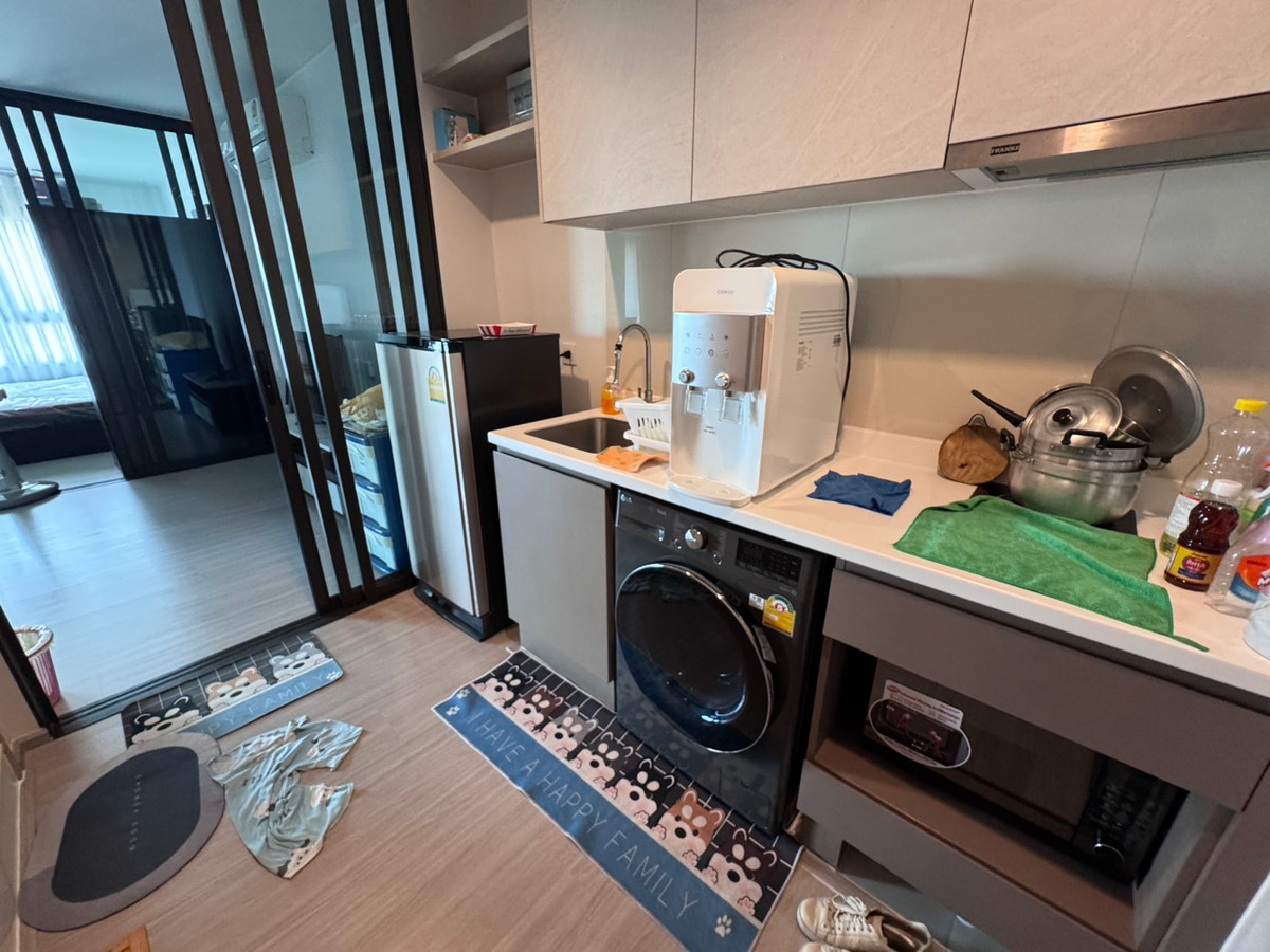 For RentCondoThaphra, Talat Phlu, Wutthakat : Wide room 35 sq m. 1 bedroom plus, Life Sathorn Sierra Condo near BTS Talat Phlu, available for rent, please inquire.