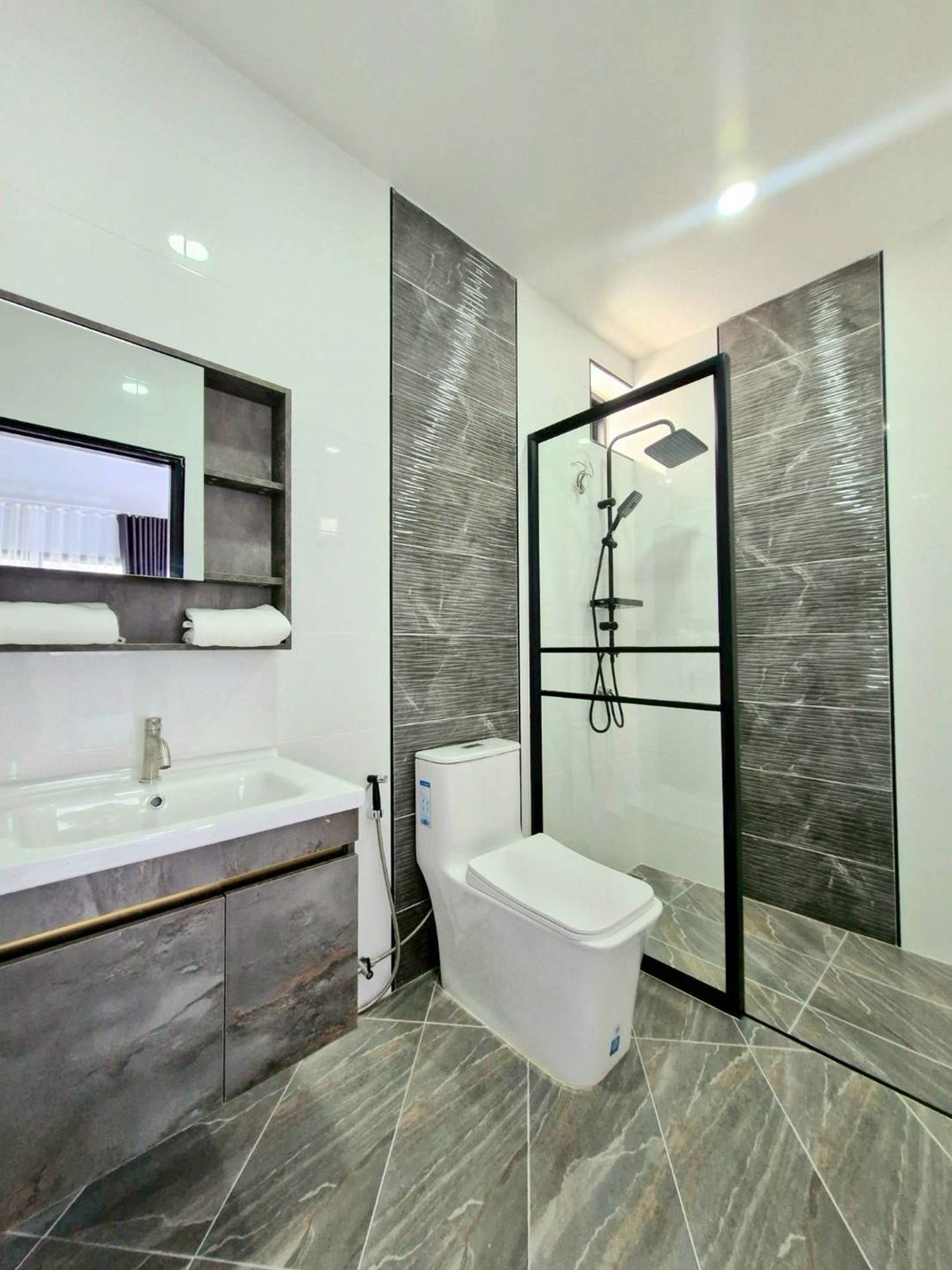 ขายบ้านพัทยา บางแสน ชลบุรี สัตหีบ : บ้านเดี่ยวทุ่งกลมตาลหมัน / 3 ห้องนอน (ขาย), Single House Thung Klom Tanman / 3 Bedrooms (FOR SALE) AM105