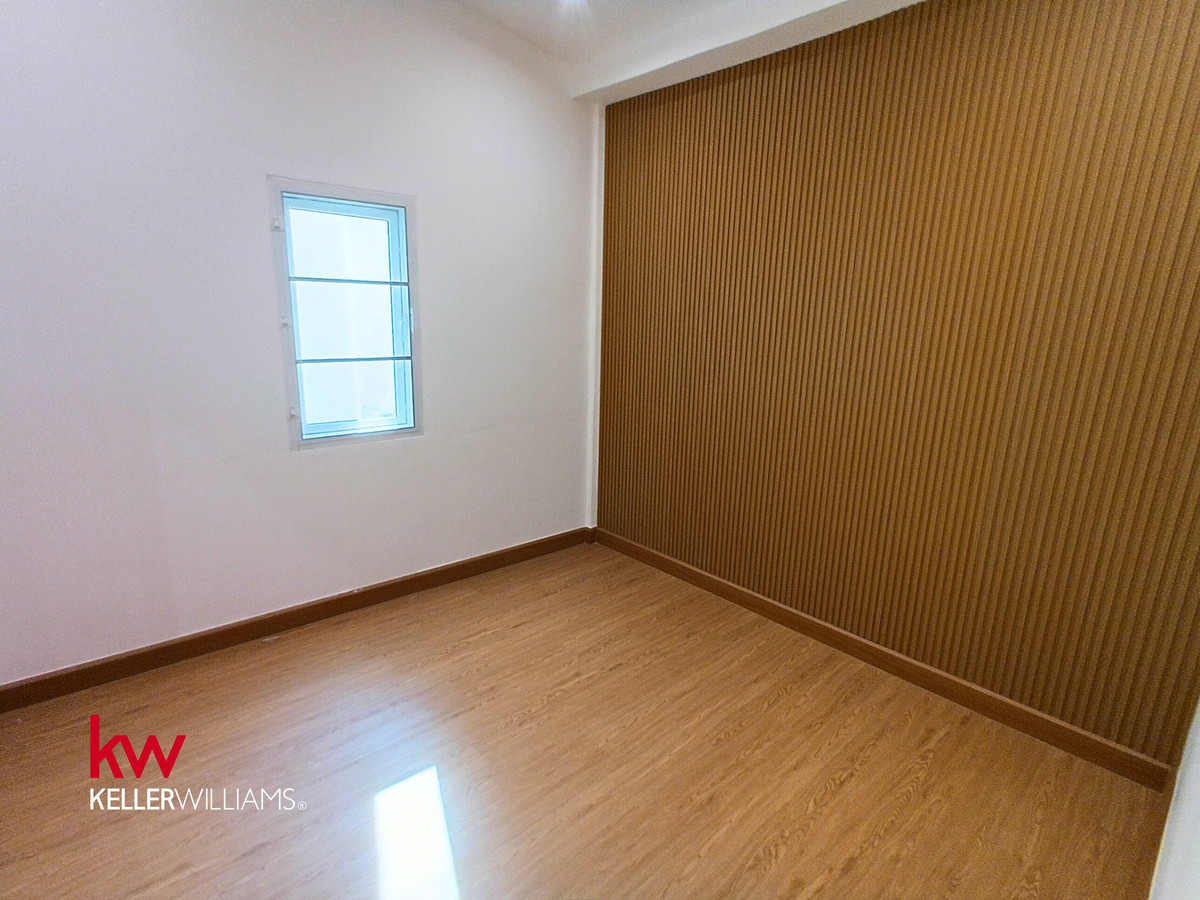 ขายทาวน์โฮมปิ่นเกล้า จรัญสนิทวงศ์ : ✨ [ขาย] ทาวน์โฮม 2 ชั้น รีโนเวทใหม่สไตล์มินิมอล | ซอยจรัญฯ 35 ใกล้ MRT ไฟฉาย