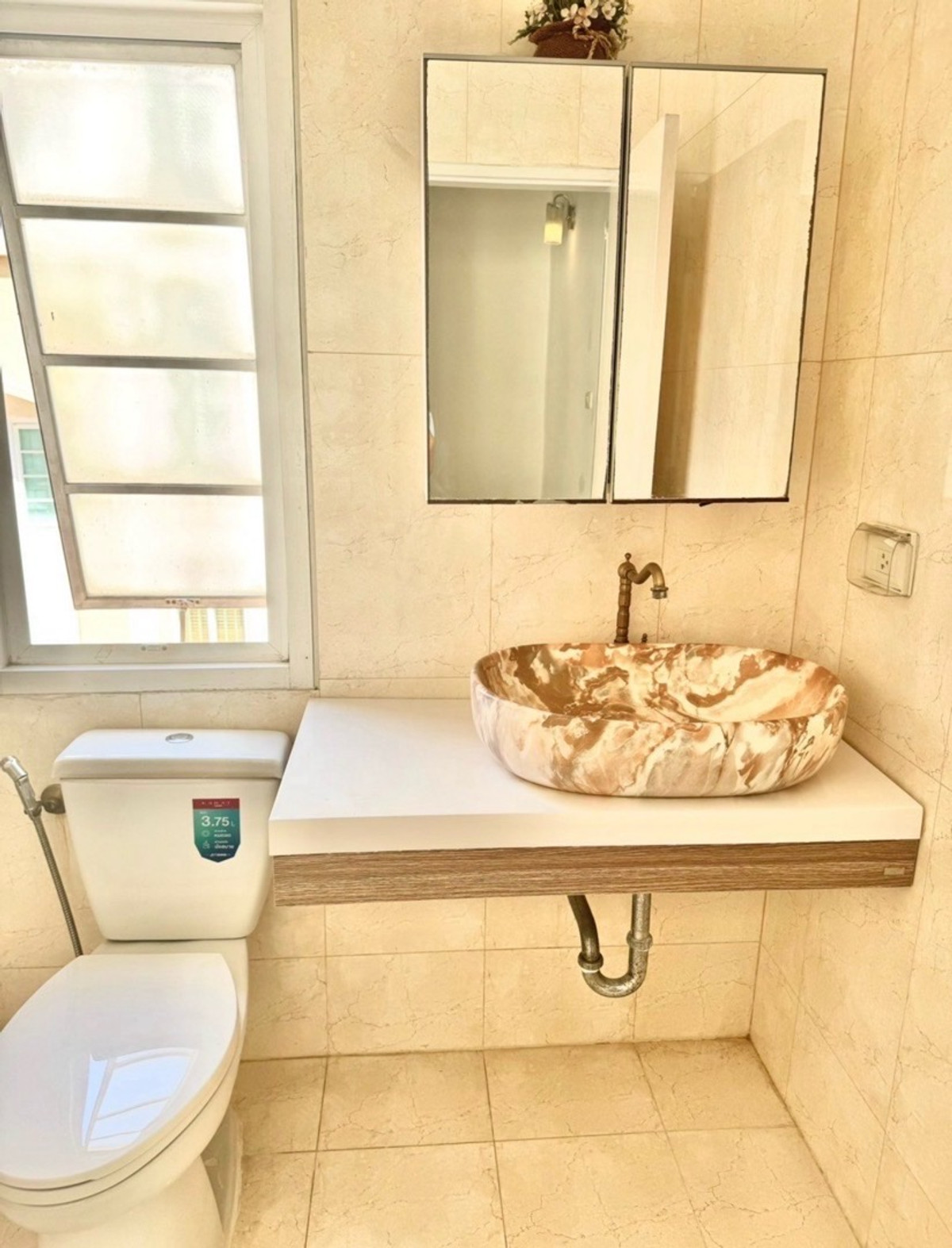 For RentTownhomeChaengwatana, Muangthong : 🔥 For rent 29,000 baht | Modern home office, 3.5 floors – spacious and newly decorated!‼️