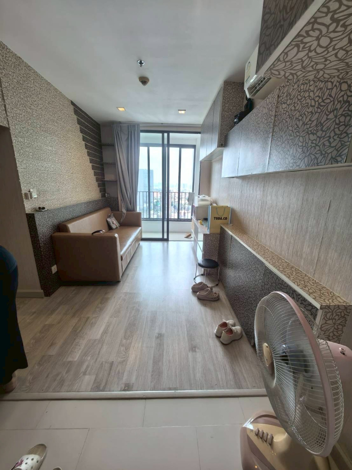 ขายคอนโดวงเวียนใหญ่ เจริญนคร : ขายคอนโด Ideo Mobi Sathorn แขวงบางลำภูล่าง เขตคลองสาน จังหวัดกรุงเทพมหานคร  ราคา 5,500,000  บาท