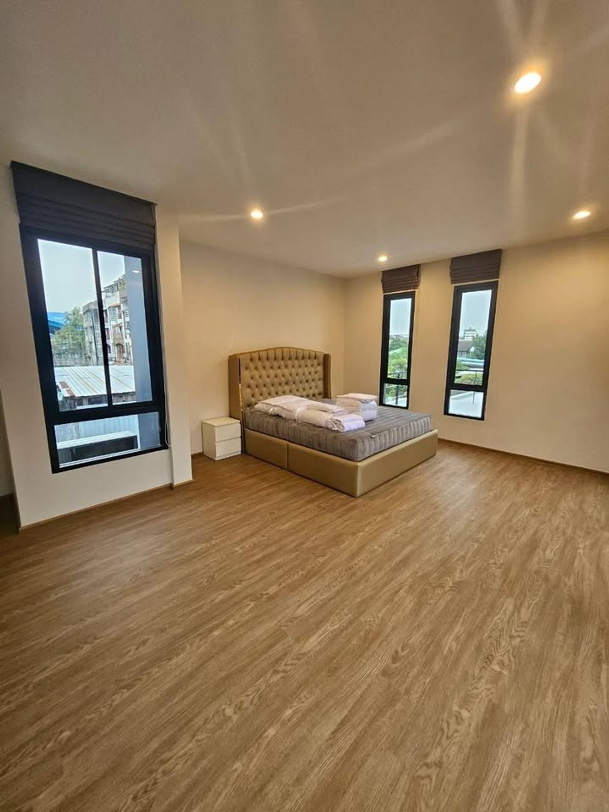 Sukhumvit, Asoke, Thonglor : 🏡✨ Luxury 3-Storey Pool Villa Sukhumvit 62 Bangkok ✨🏡