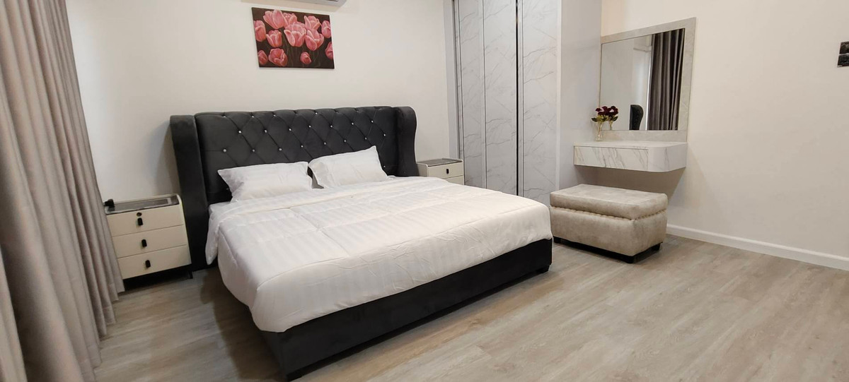 For SaleTownhomePattaya, Bangsaen, Chonburi : Chatkaew Group Village Phase 1 / 2 Bedrooms (FOR SALE) BEWN141