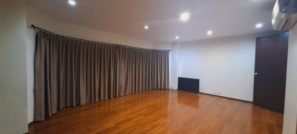 For RentHouseSukhumvit, Asoke, Thonglor : Townhome for rent at Lotus Point project, price 120,000 baht [MKh260401]