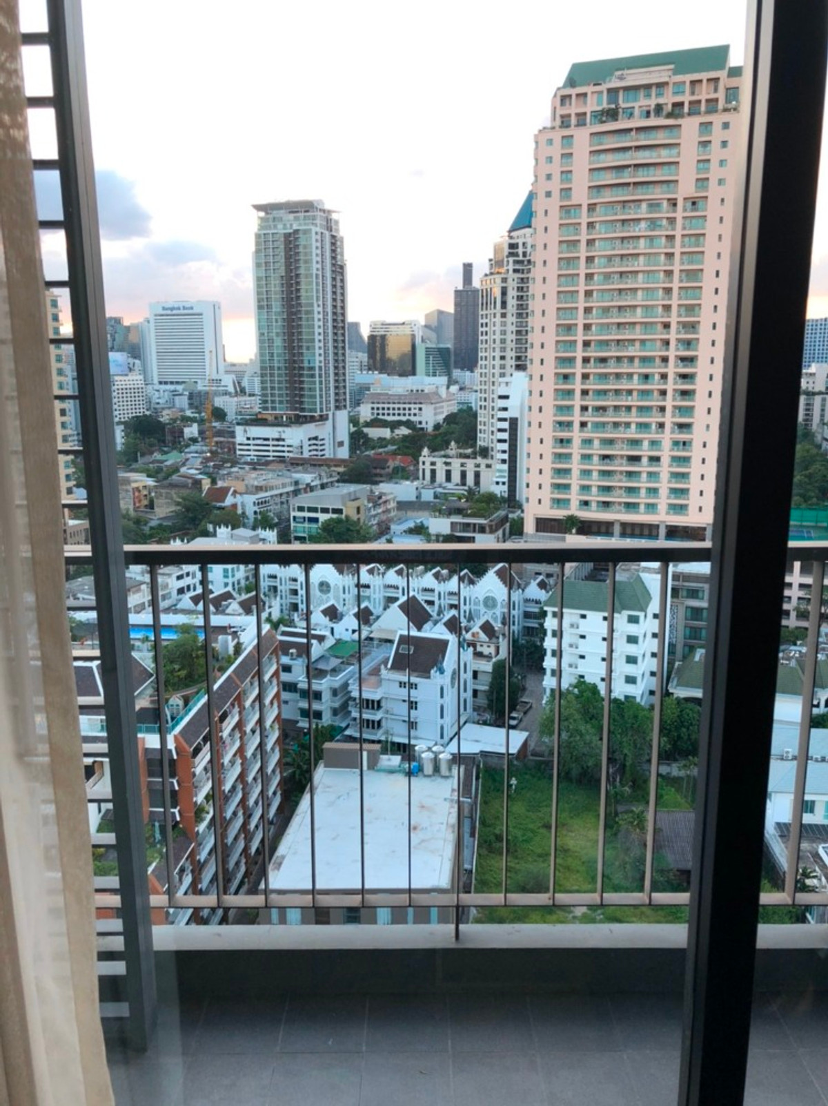 For RentCondoSathorn, Narathiwat : 🔥🔥 For rent The Seed Mingle Sathorn-Suanplu 🔥🔥 🛏 1 bedroom, 1 bathroom 📐 Size 43 sq m.