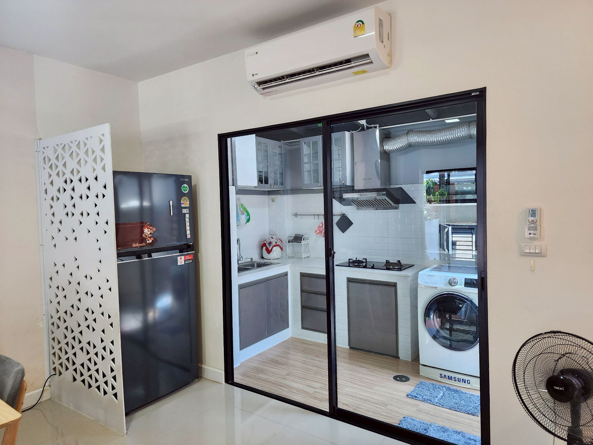 For RentTownhomeBang kae, Phetkasem : Townhome for rent, ready to move in, Siri Place Kanlapaphruek-Sathorn, Soi Kamnan Man, extra wide frontage.