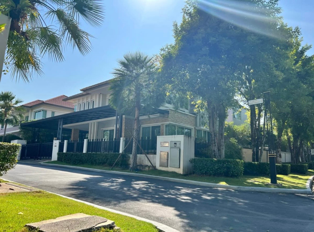 ให้เช่าบ้านพัฒนาการ ศรีนครินทร์ : ให้เช่า บ้านเดี่ยว Grand Bangkok boulevard พระราม9-ศรีนครินทร์ ติด Wellington Collage แปลงมุม