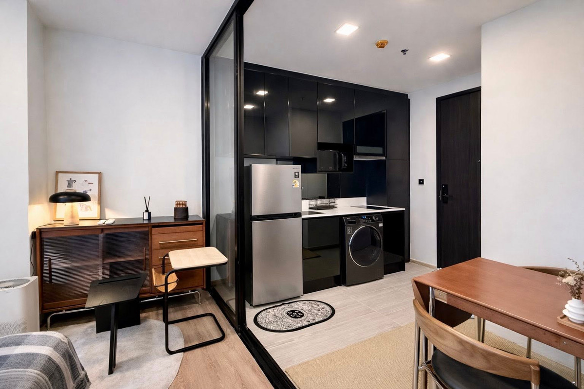 For RentCondoAri,Anusaowaree : [RARE FIND IN ARI] Noble Around Ari 🏙️ Corner Unit | Ultra-Private Building Y | Ready to Move In!