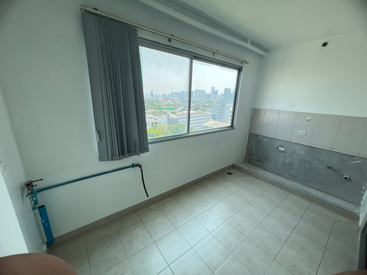 ขายคอนโดเกษตรศาสตร์ รัชโยธิน : 🔥CONDO FOR SELL - ขายด่วน ห้องเปล่าคอนโดศุภาลัยปาร์ค แยกเกษตร 🔥