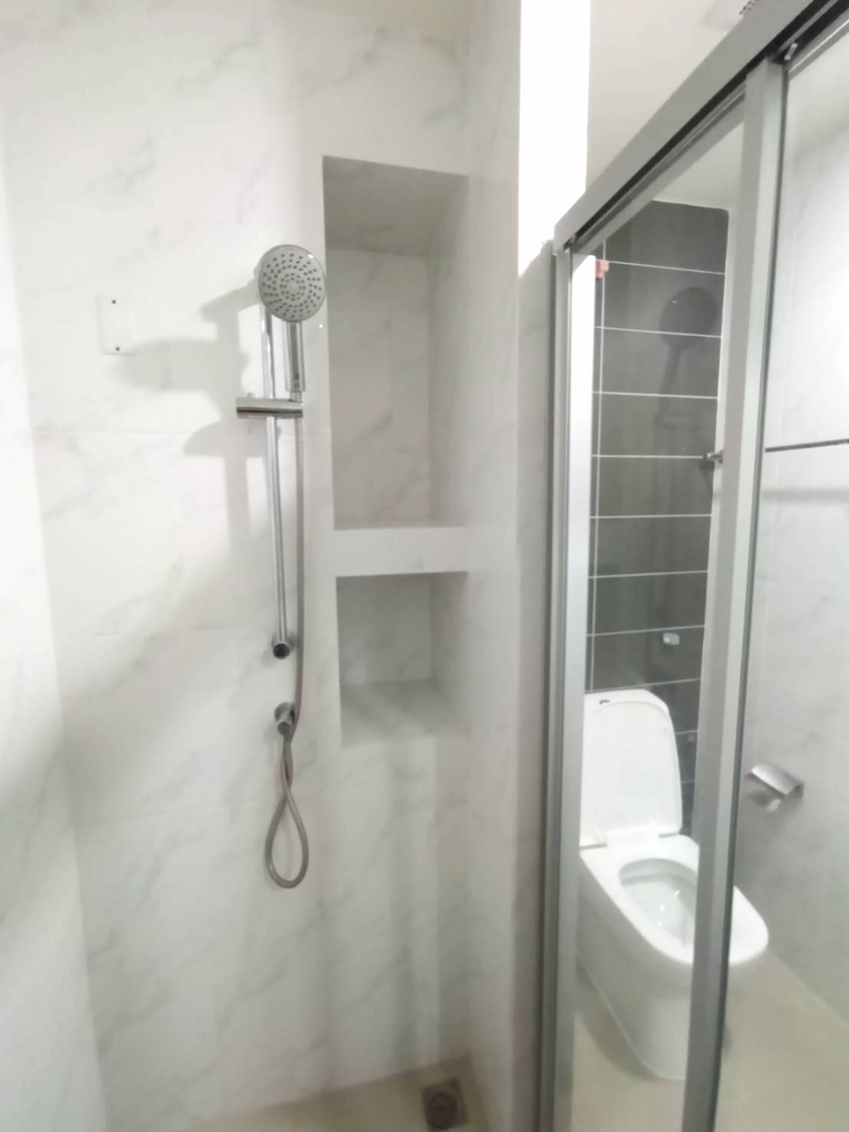 For SaleCondoPinklao, Charansanitwong : 🔥 Hot!! New room, never lived in, corner room, The President Charan - Yaek Fai Chai, size 35 sq m., next to MRT 0 meters.