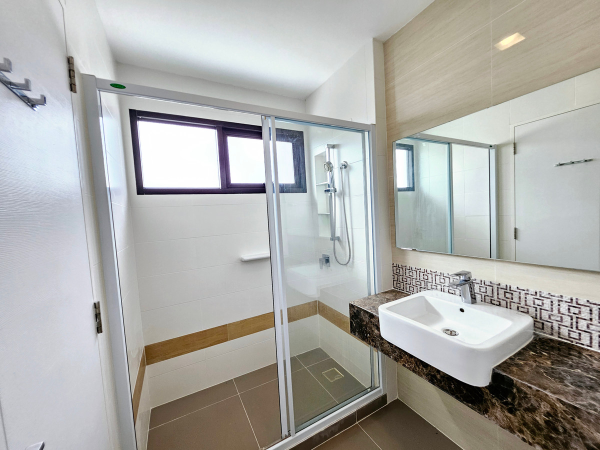 For RentHouseRama 2, Bang Khun Thian : Pet-Friendly ! 6-Bedroom Renovated Home with Private Garden✨