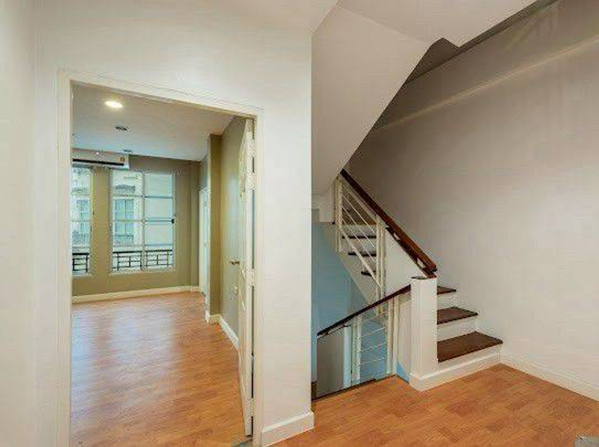 For RentTownhomeSapankwai,Jatujak : #L192🎉 310369 Town home for rent Baan Klang Muang The Paris Ratchavipha  