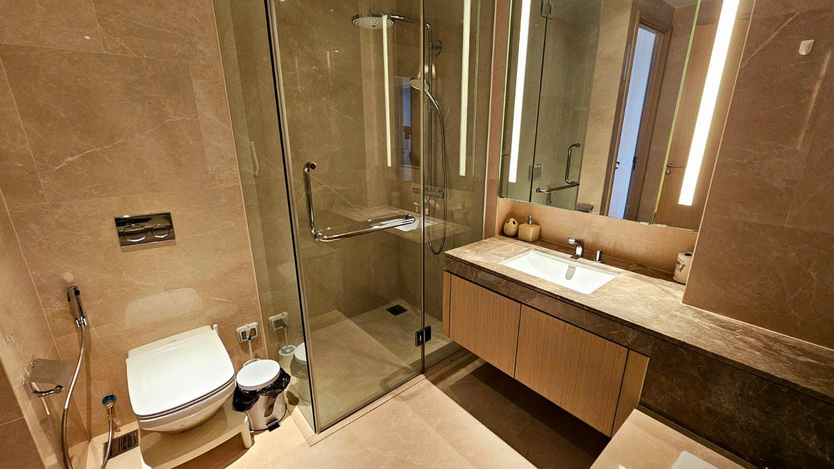 For RentCondoWongwianyai, Charoennakor : ⭐️ Magnolias Waterfront Residences ⭐️ 1 bedroom 79 sq m., luxury room, well decorated. Very beautiful view, ready to move