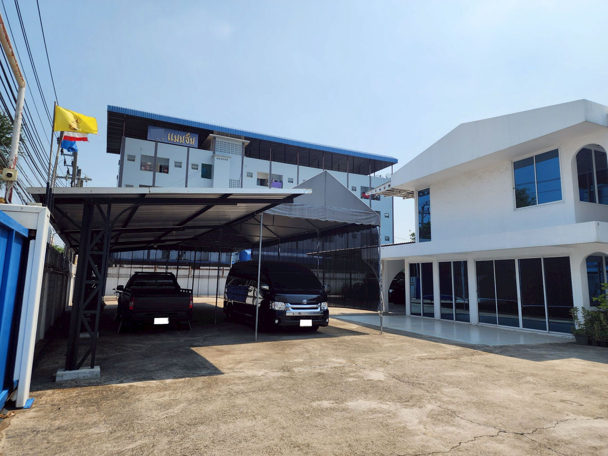 ขายบ้านนวมินทร์ รามอินทรา : ขายที่ดินพร้อมบ้านออฟฟิศ 378 ตร.วา แปลงมุม ติดรถไฟฟ้าสายสีชมพู สถานี กม.6 