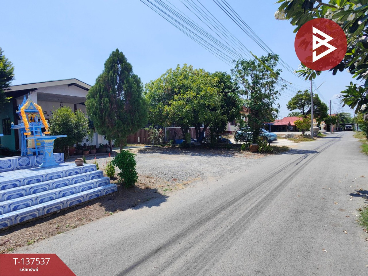 ขายบ้านนครปฐม : ขายบ้านเดี่ยวชั้นเดียว เนื้อที่ 1 งาน 14 ตารางวา นครปฐม ใกล้ศาลากลาง เดินทางสะดวก