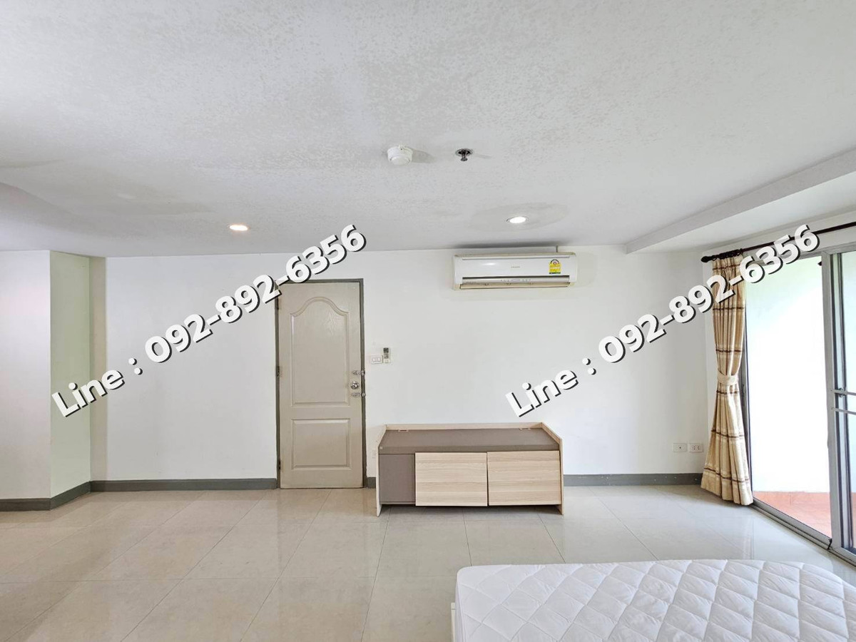 ขายคอนโดบางนา แบริ่ง ลาซาล : ขายถูก: คอนโดห้องมุม Combine 74 ตรม. รีเจ้นท์ โฮม 7/1 บางนา-สรรพาวุธ Regent Home 7/1 Bangna-Sanphawut 