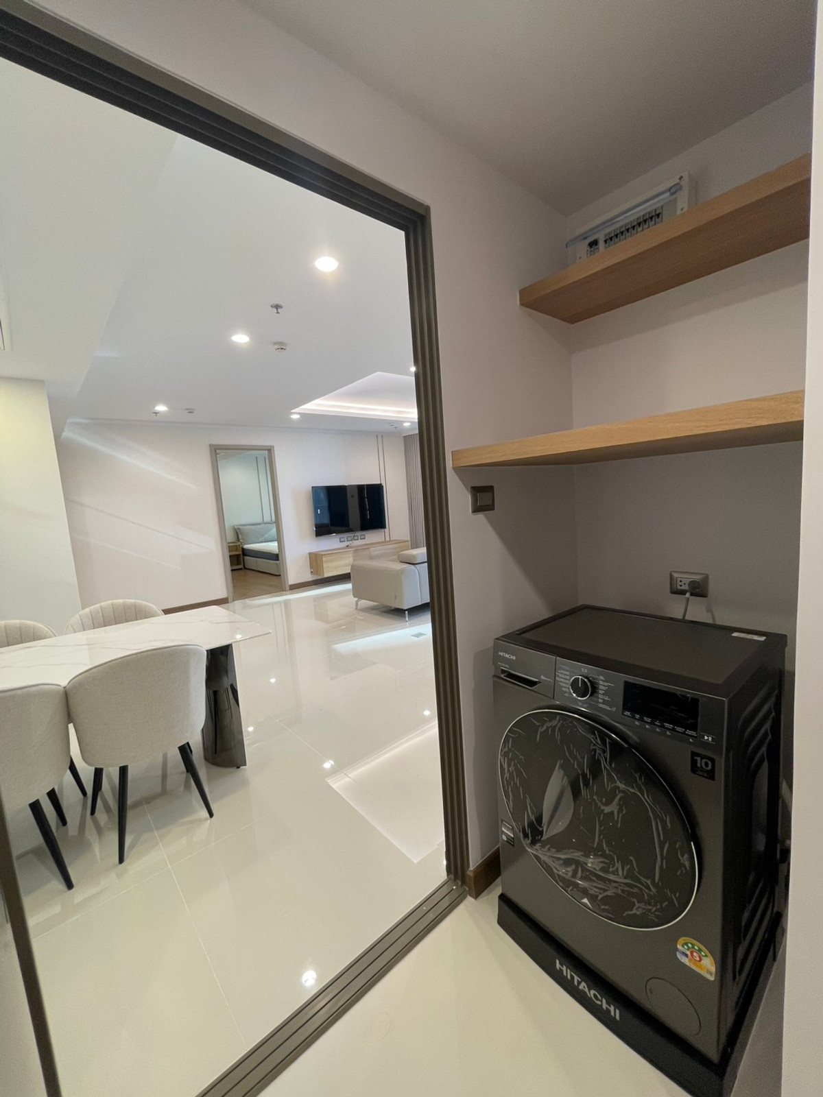For RentCondoSukhumvit, Asoke, Thonglor : For rent, Supalai Oriental Sukhumvit 39 (101 sq m.), 2 bedrooms, 2 bathrooms, ready to move in.