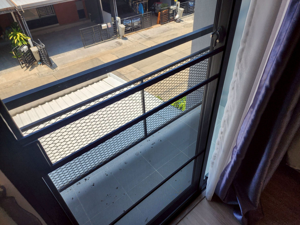 For RentTownhomeBang kae, Phetkasem : Townhome for rent, ready to move in, Siri Place Kanlapaphruek-Sathorn, Soi Kamnan Man, extra wide frontage.