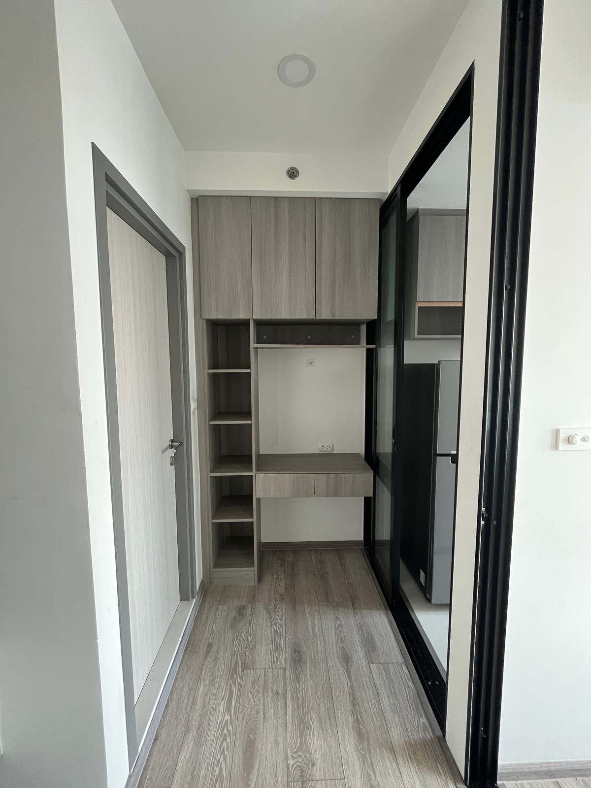 ให้เช่าคอนโดบางนา แบริ่ง ลาซาล : ไนท์บริดจ์ คอลลาจ สุขุมวิท 107 | ชั้นสูง ใกล้ BTS แบริ่ง 10,000 บาท / เดือน